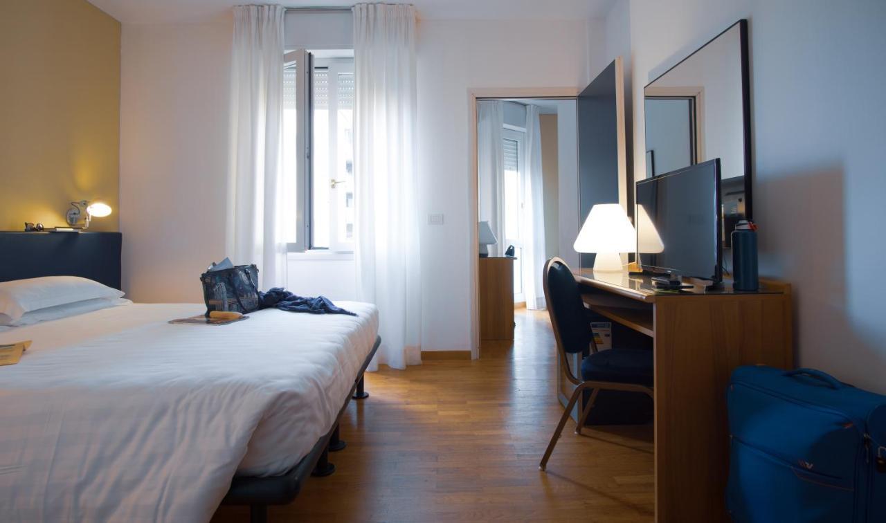 Mistral2 Hotel Oristano Dış mekan fotoğraf
