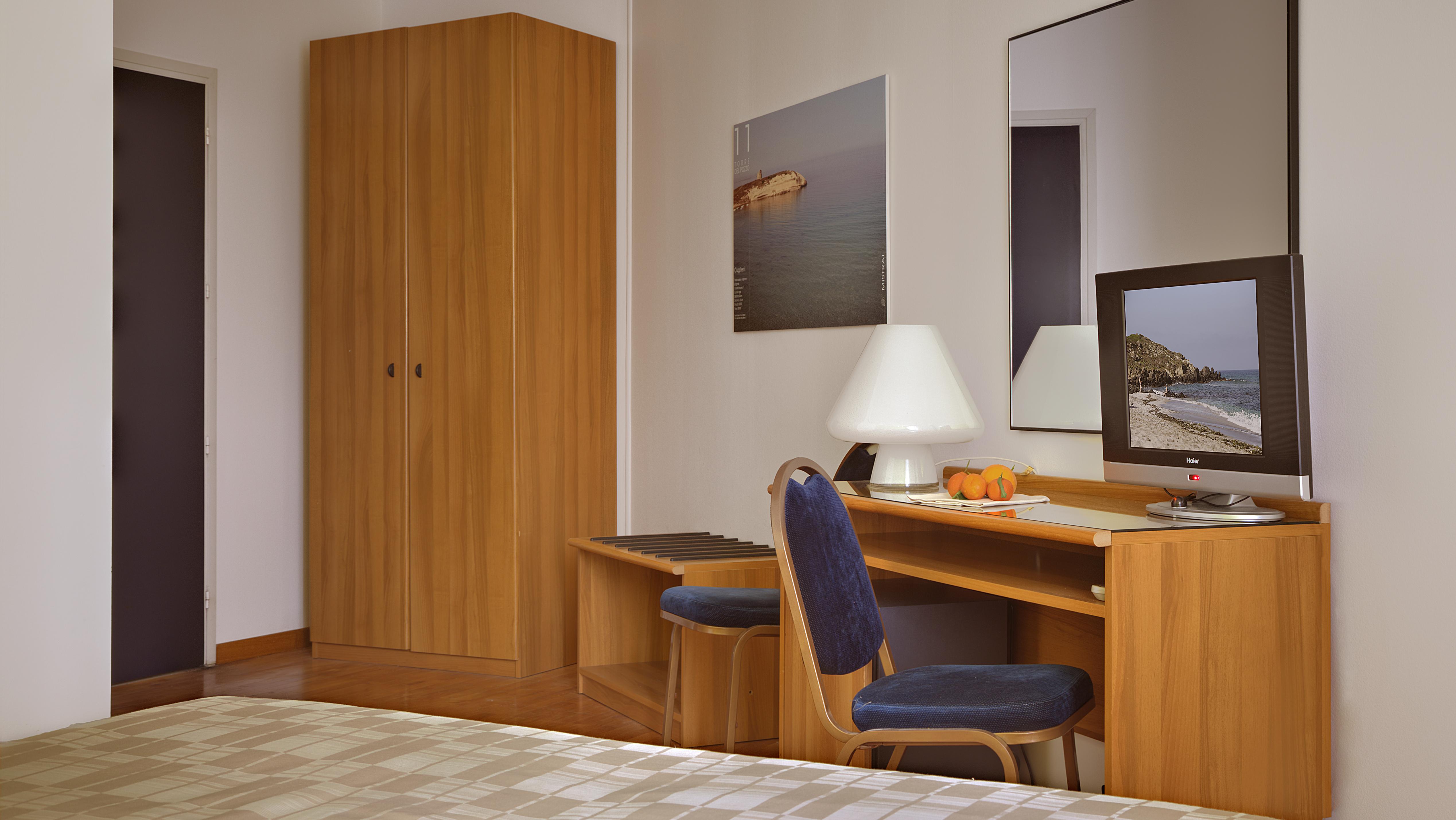 Mistral2 Hotel Oristano Dış mekan fotoğraf