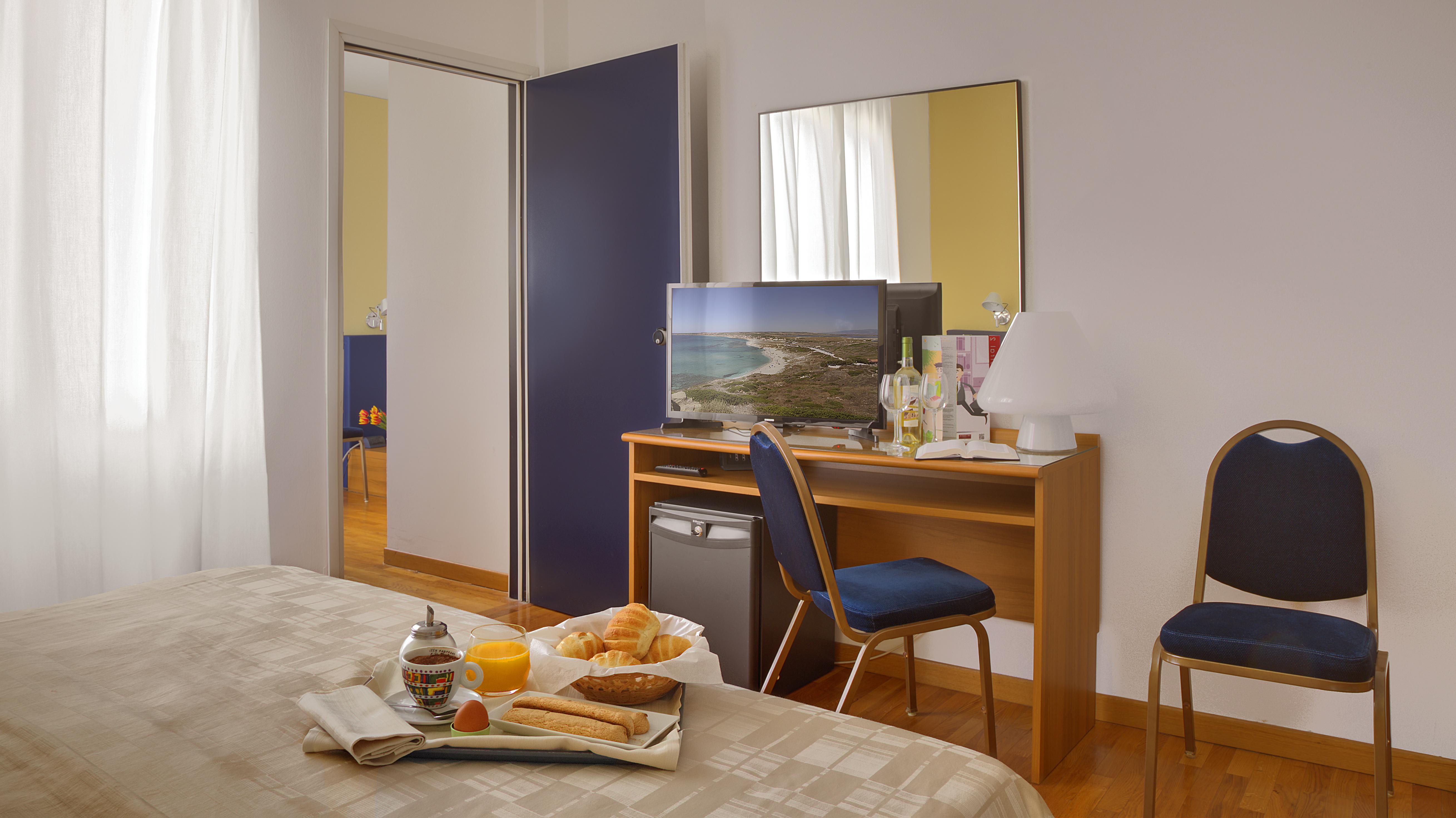 Mistral2 Hotel Oristano Dış mekan fotoğraf