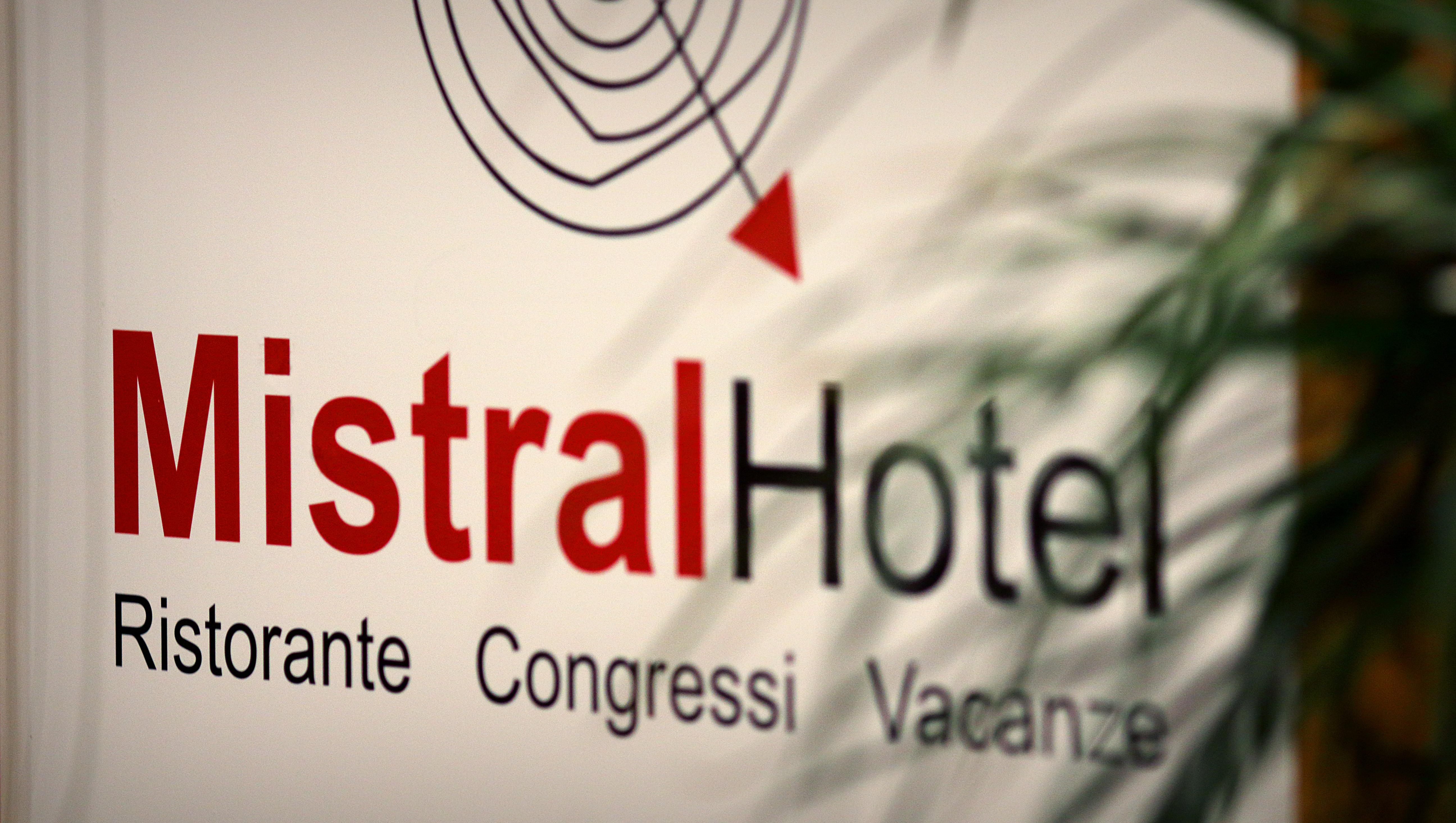 Mistral2 Hotel Oristano Dış mekan fotoğraf