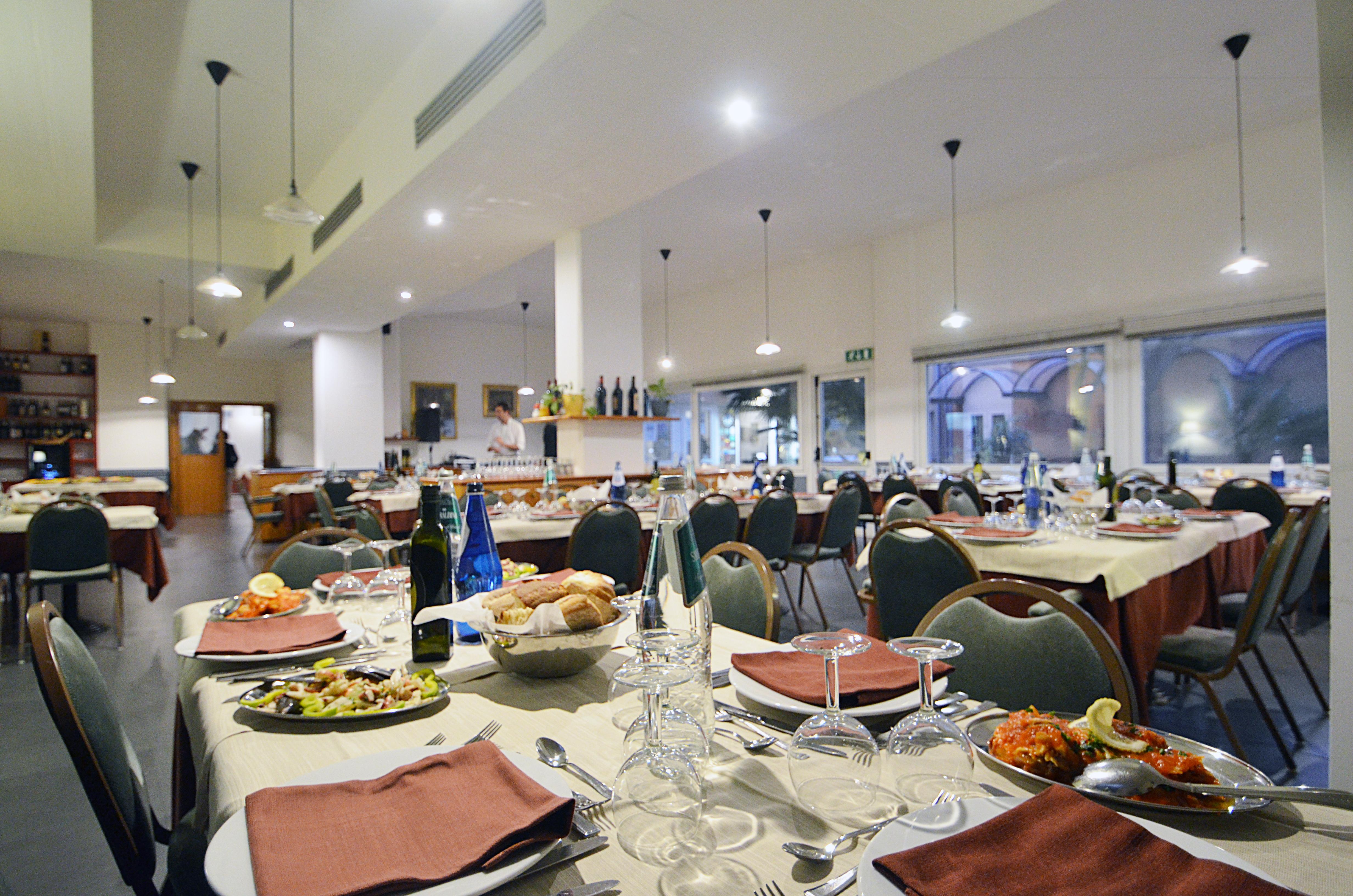 Mistral2 Hotel Oristano Dış mekan fotoğraf