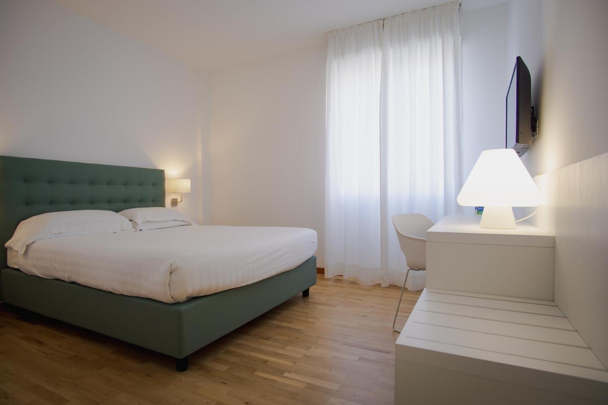 Mistral2 Hotel Oristano Dış mekan fotoğraf