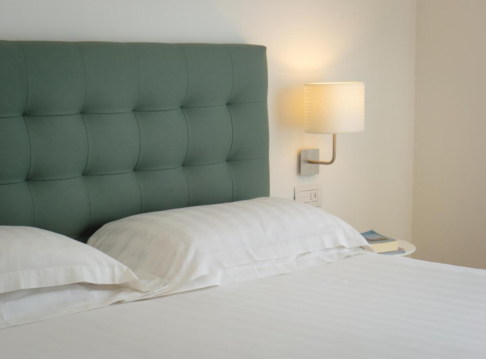 Mistral2 Hotel Oristano Dış mekan fotoğraf