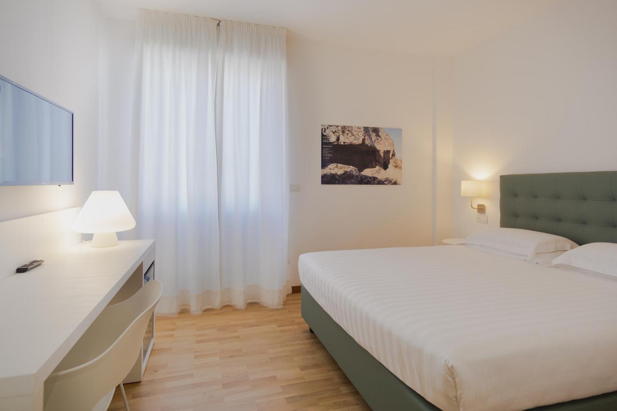 Mistral2 Hotel Oristano Dış mekan fotoğraf
